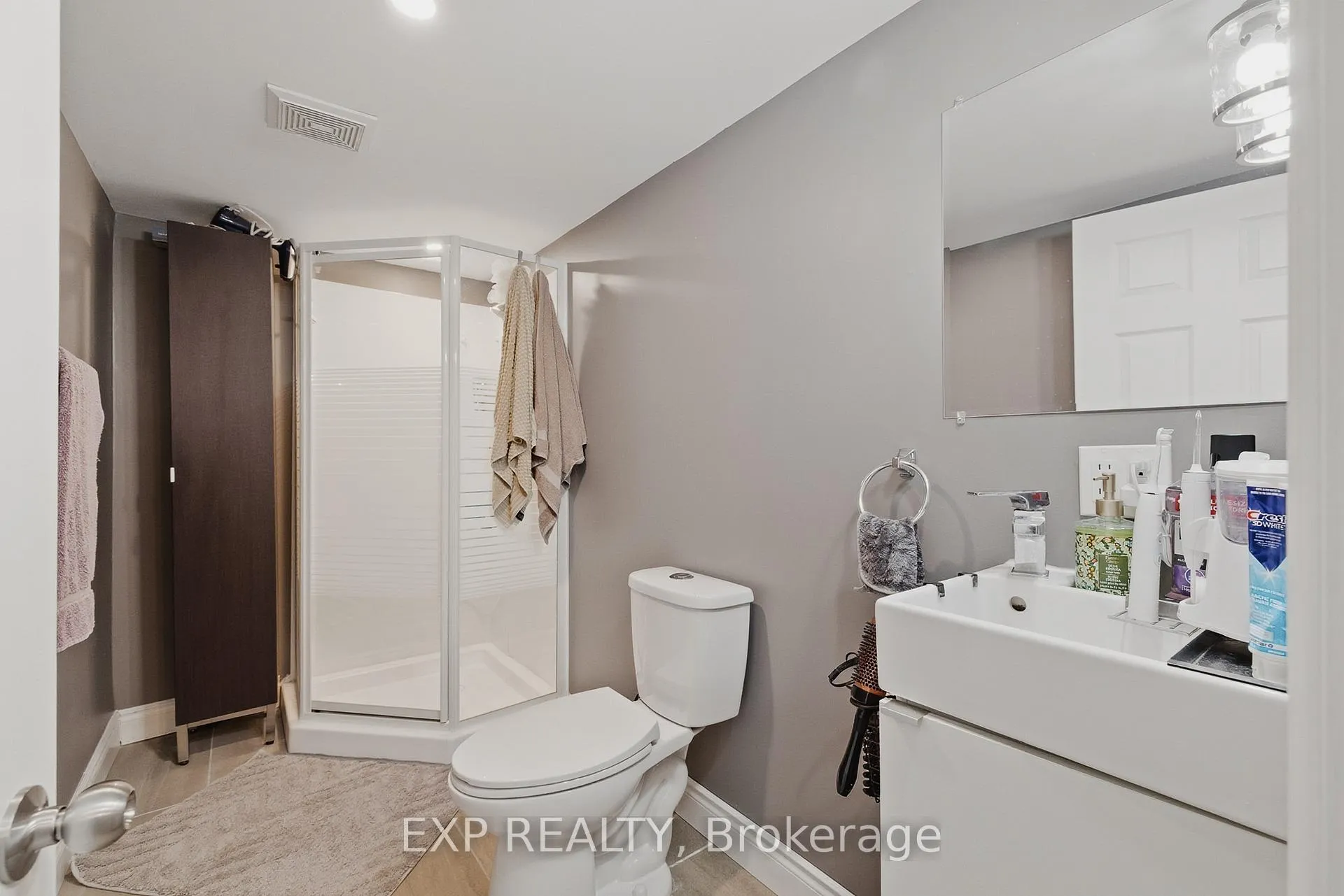 Photo 20 of 1080 Henry Street, Wellesley — HOMEH