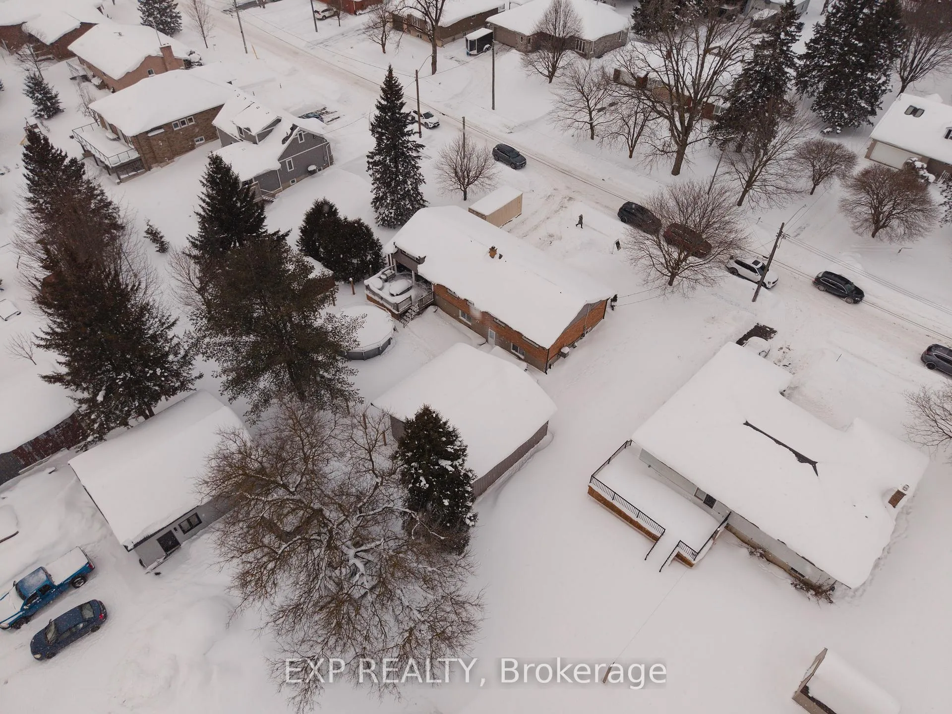 Photo 27 of 1080 Henry Street, Wellesley — HOMEH