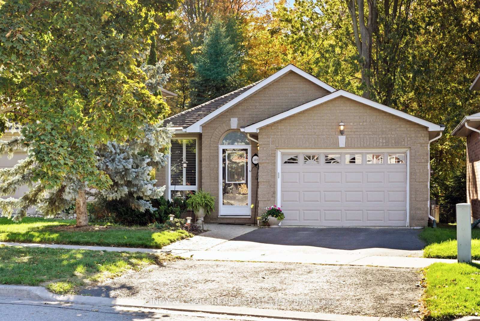 Front of 318 Sandringham Drive