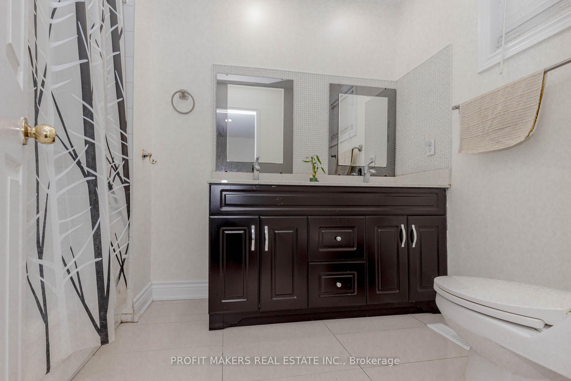 Photo 19 of 49 Horsham Street, Brampton, Brampton West — HOMEH