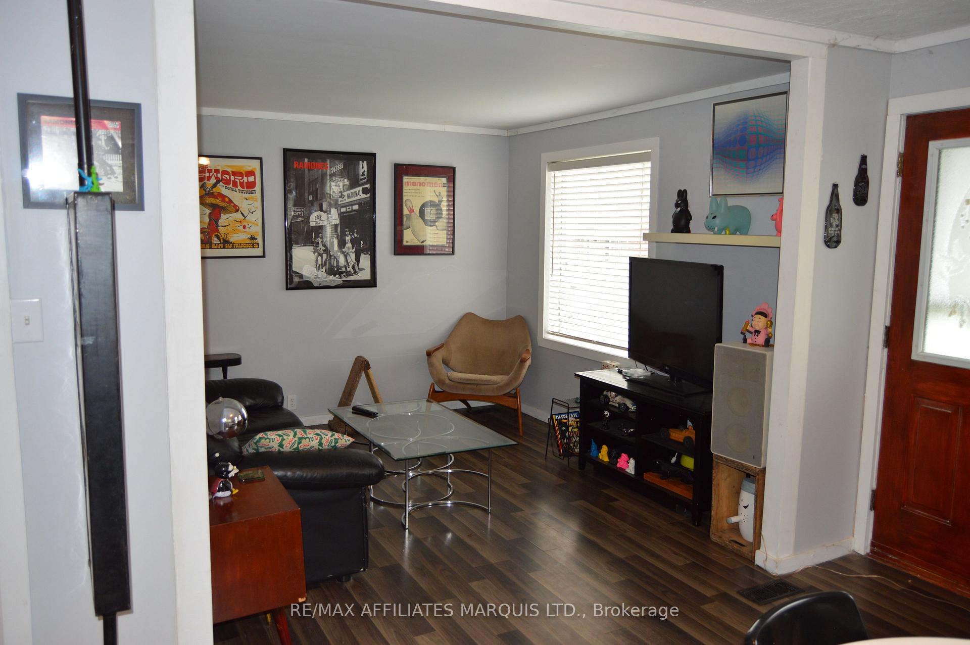 Photo 2 of 440 Eighth Street E, Cornwall — HOMEH