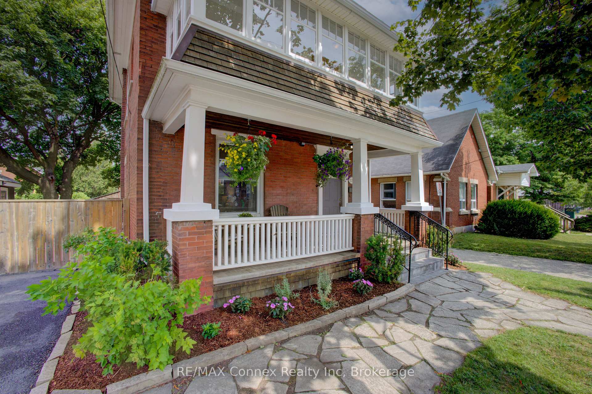 Photo 4 of 120 Harris Street, Guelph, St. Patrick's Ward — HOMEH