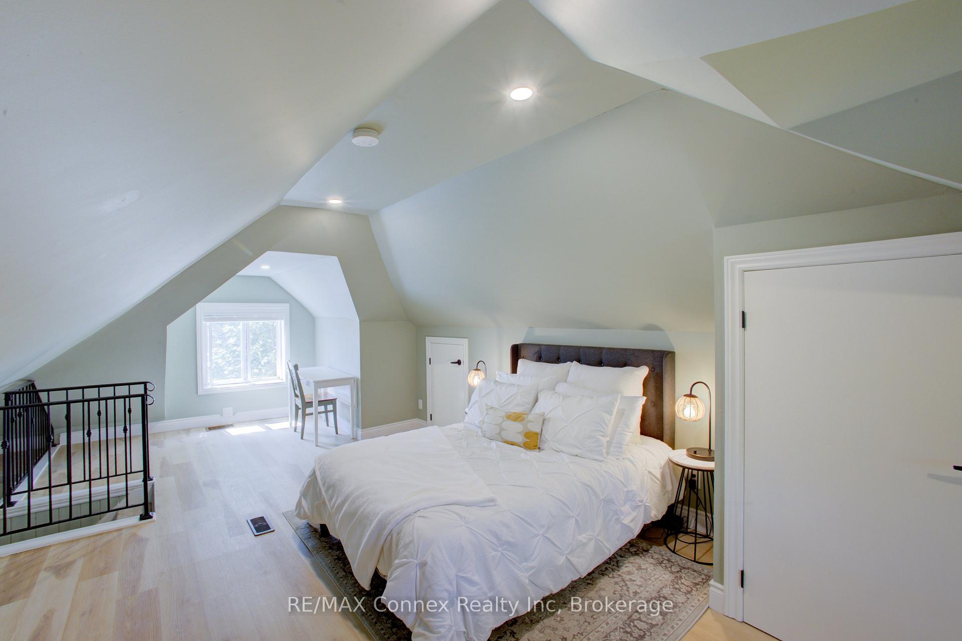 Photo 20 of 120 Harris Street, Guelph, St. Patrick's Ward — HOMEH