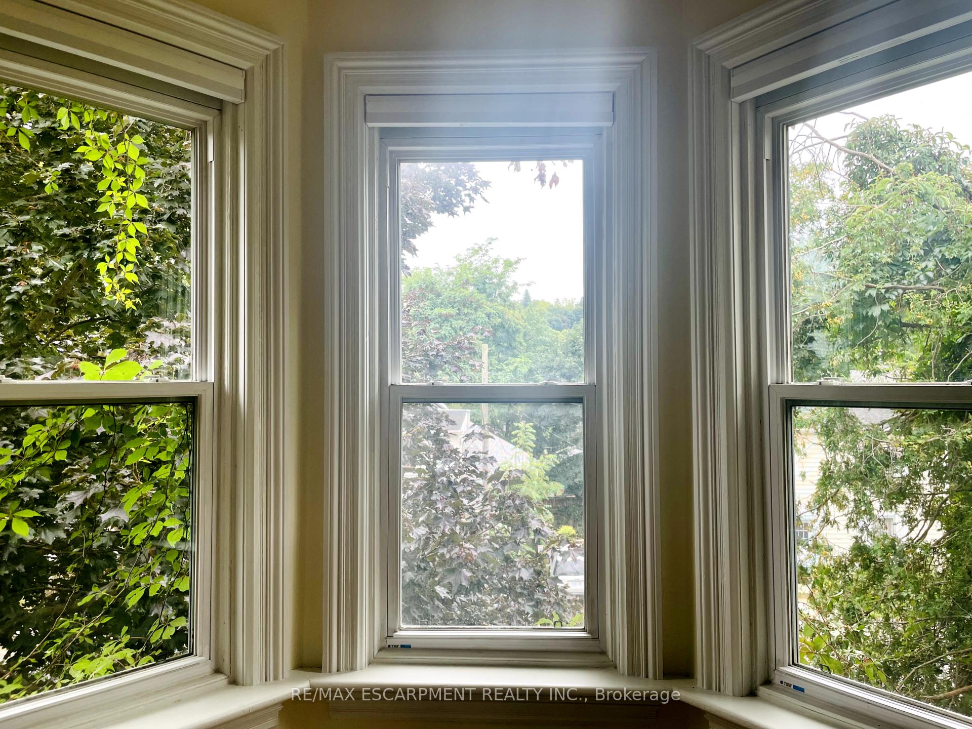 Photo 4 of 10 William Street, Brant, Paris — HOMEH