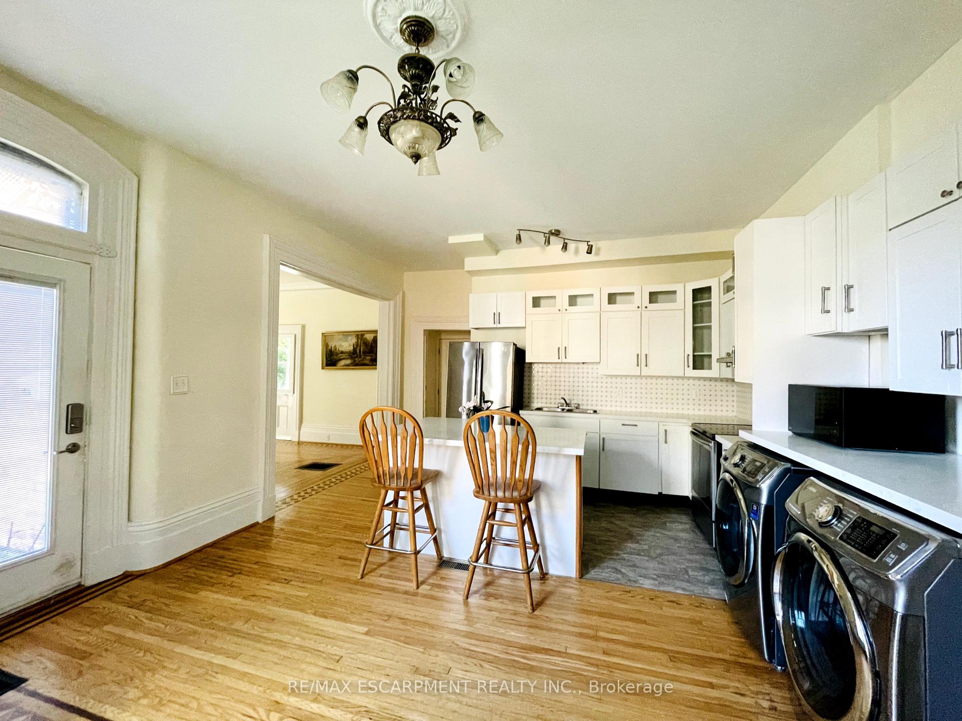 Photo 26 of 10 William Street, Brant, Paris — HOMEH