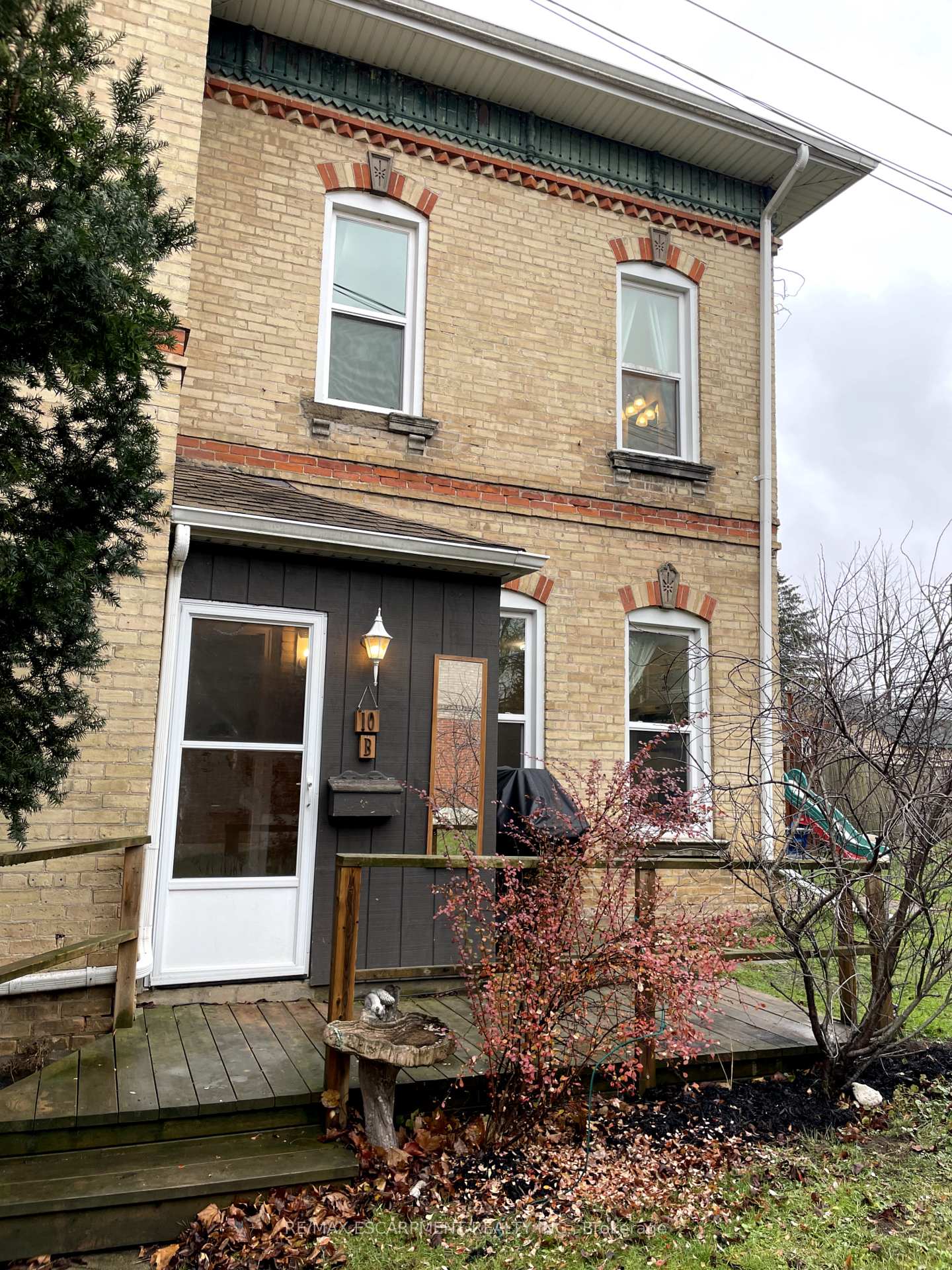 Photo 31 of 10 William Street, Brant, Paris — HOMEH