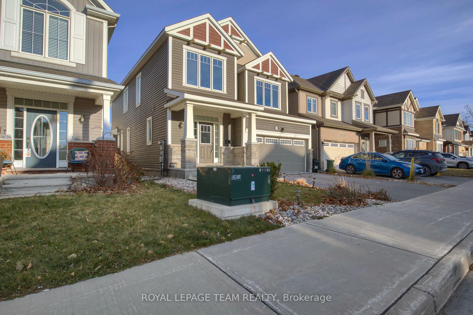 Photo 1 of 704 Devario Crescent, Ottawa, Barrhaven - Half Moon Bay — HOMEH