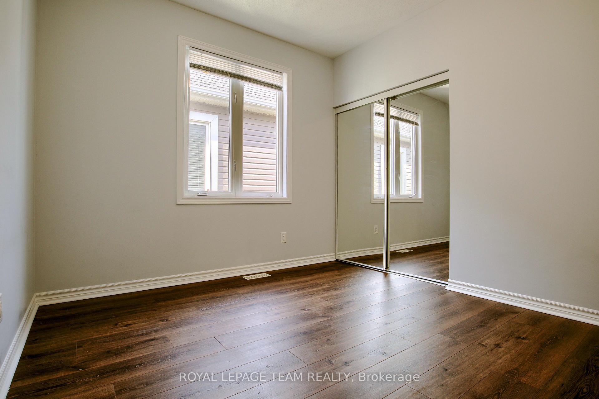 Photo 19 of 704 Devario Crescent, Ottawa, Barrhaven - Half Moon Bay — HOMEH