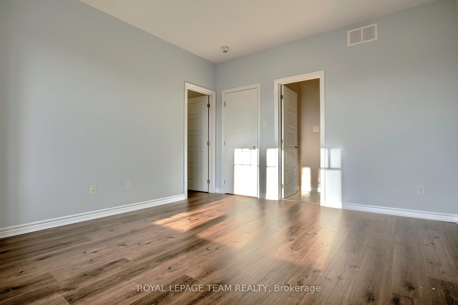 Photo 22 of 704 Devario Crescent, Ottawa, Barrhaven - Half Moon Bay — HOMEH