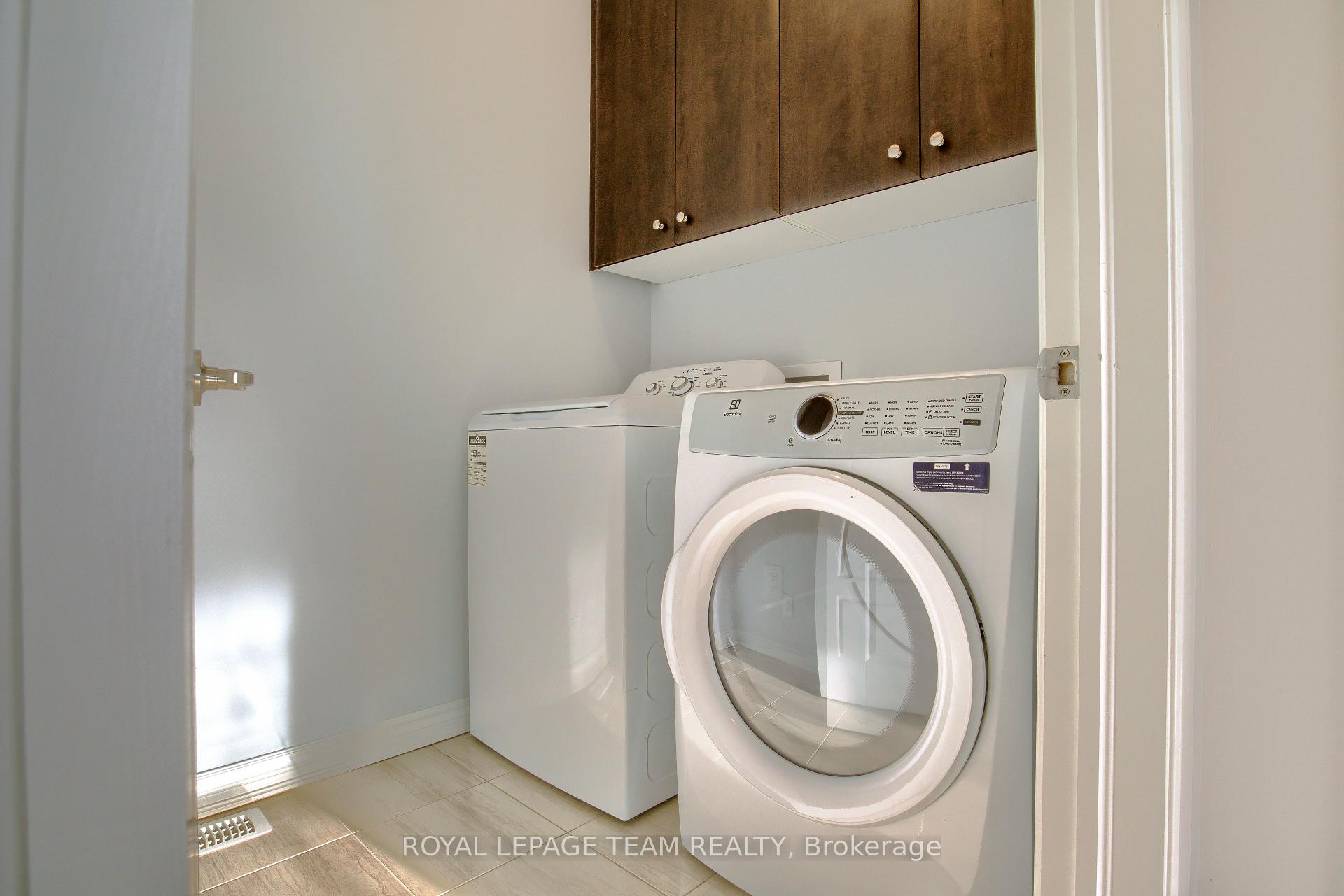 Photo 24 of 704 Devario Crescent, Ottawa, Barrhaven - Half Moon Bay — HOMEH