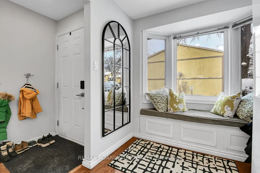 Photo 7 of Unit 3, 104 Cheltenham Private, Ottawa, Hunt Club Woods — HOMEH
