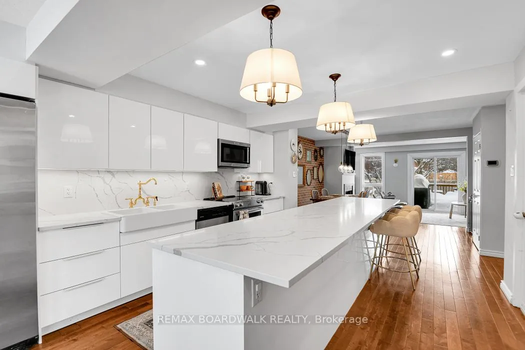 Photo 9 of Unit 3, 104 Cheltenham Private, Ottawa, Hunt Club Woods — HOMEH