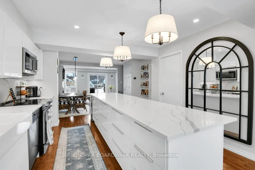 Photo 12 of Unit 3, 104 Cheltenham Private, Ottawa, Hunt Club Woods — HOMEH