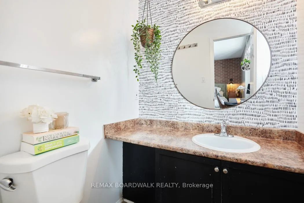 Photo 24 of Unit 3, 104 Cheltenham Private, Ottawa, Hunt Club Woods — HOMEH