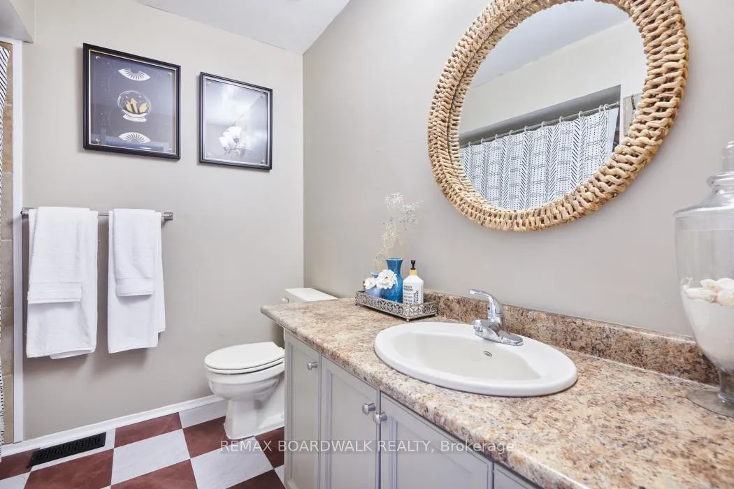 Photo 29 of Unit 3, 104 Cheltenham Private, Ottawa, Hunt Club Woods — HOMEH