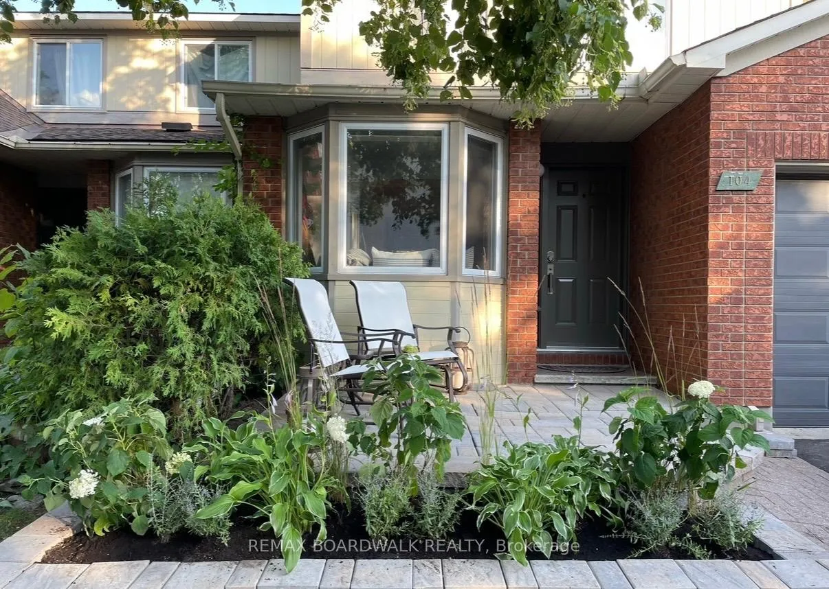 Photo 35 of Unit 3, 104 Cheltenham Private, Ottawa, Hunt Club Woods — HOMEH