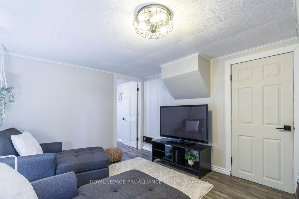 Photo 19 of 331 Victoria Avenue, Belleville, Belleville Ward — HOMEH