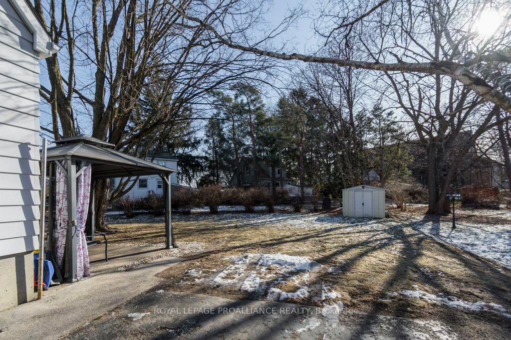 Photo 22 of 331 Victoria Avenue, Belleville, Belleville Ward — HOMEH