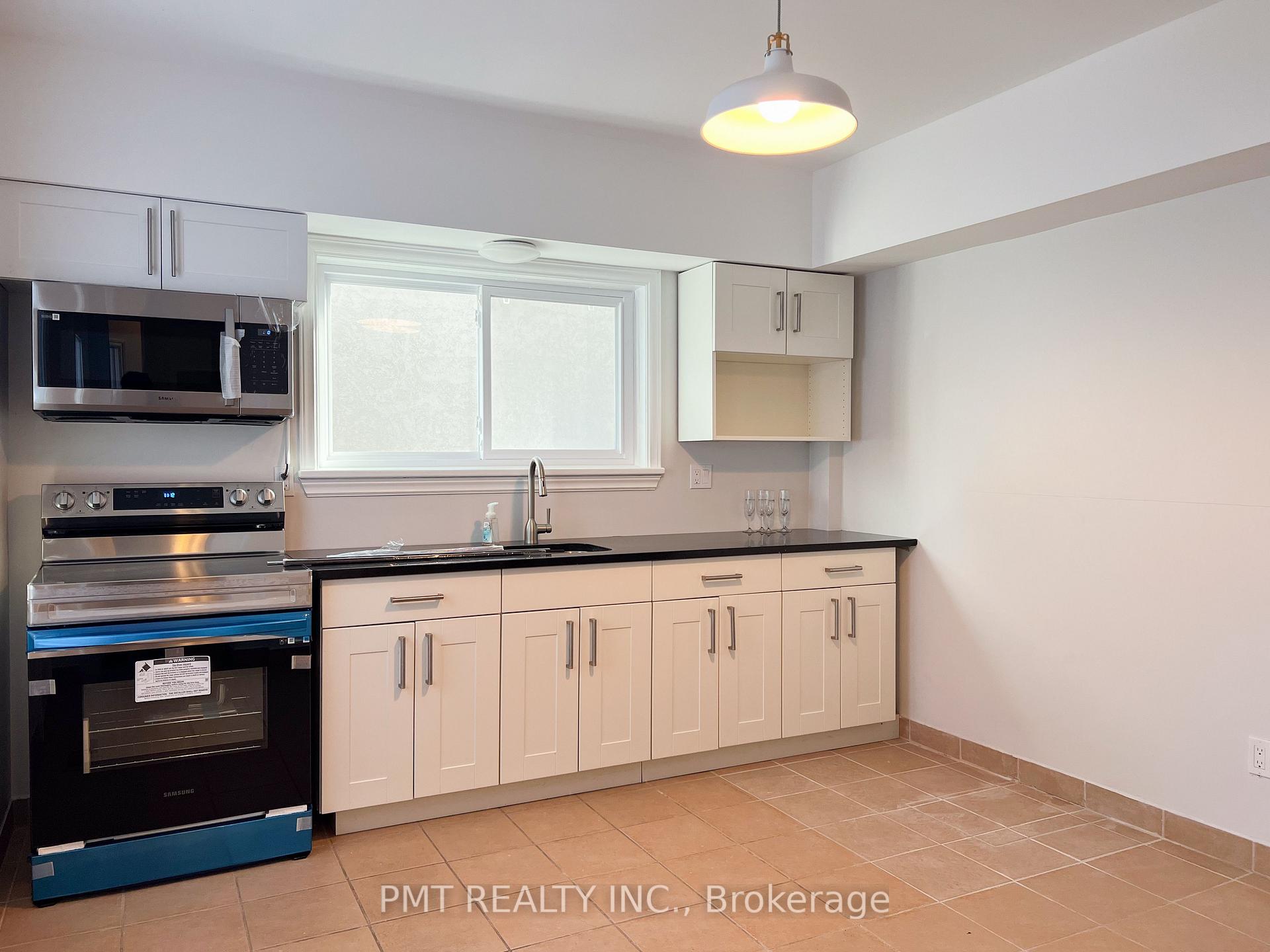 Photo 5 of Unit Main, 2182 Queensway Drive, Burlington, Freeman — HOMEH