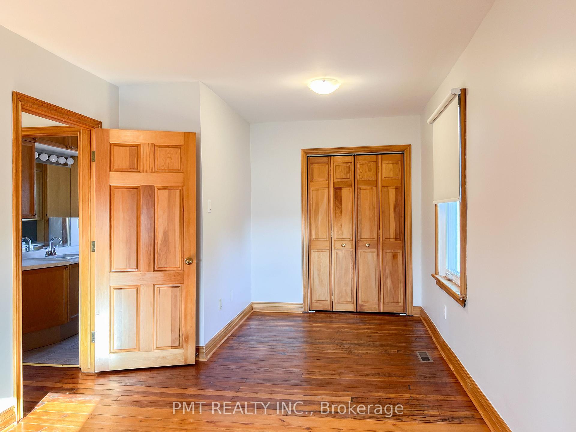 Photo 15 of Unit Main, 2182 Queensway Drive, Burlington, Freeman — HOMEH