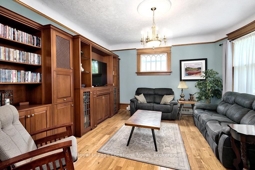 Photo 8 of 103 Mark Street W, Grey Highlands — HOMEH
