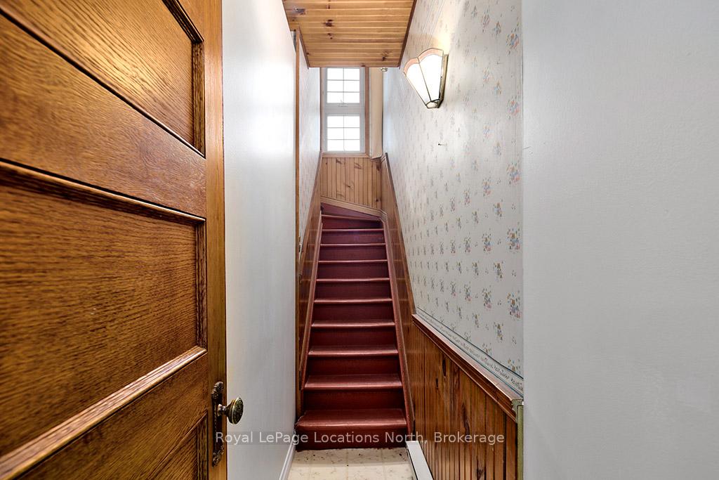 Photo 11 of 103 Mark Street W, Grey Highlands — HOMEH