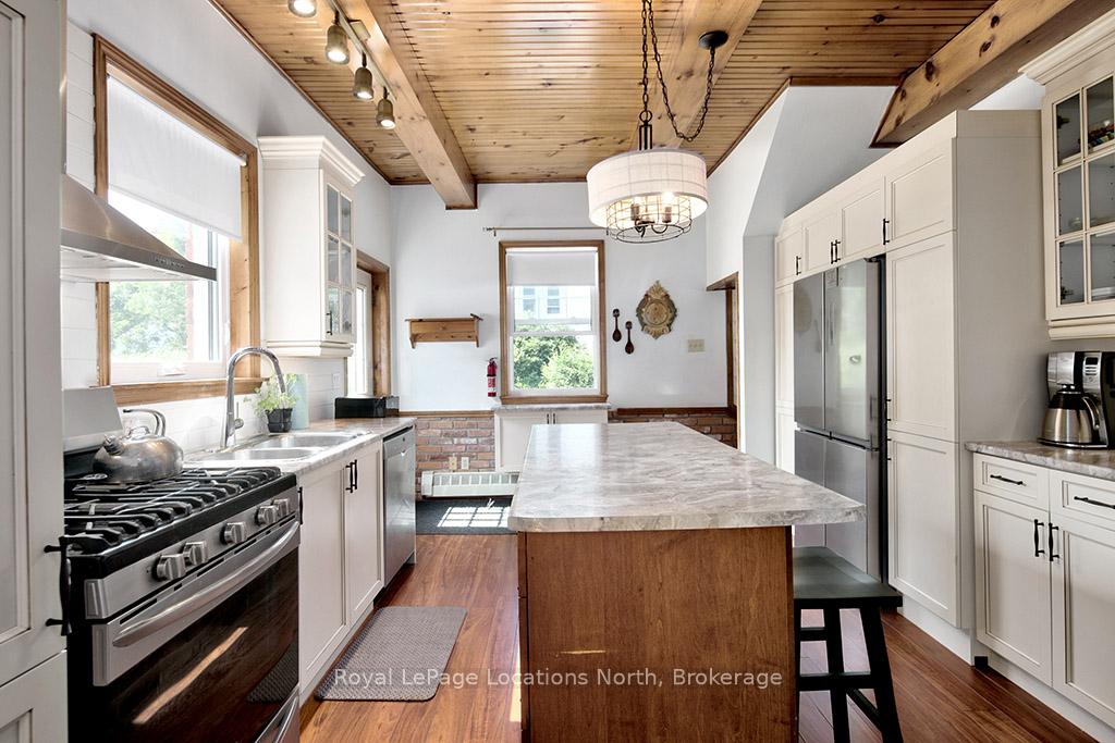 Photo 14 of 103 Mark Street W, Grey Highlands — HOMEH