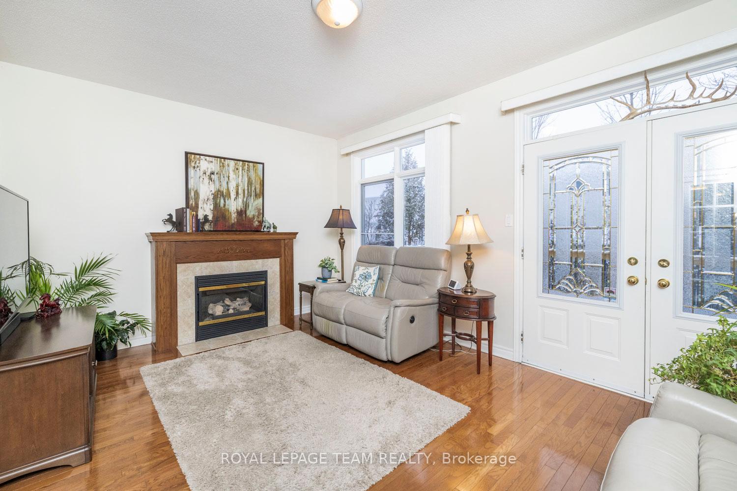 Photo 14 of 542 Devonwood Circle, Ottawa, Blossom Park/Kemp Park/Findlay Creek — HOMEH