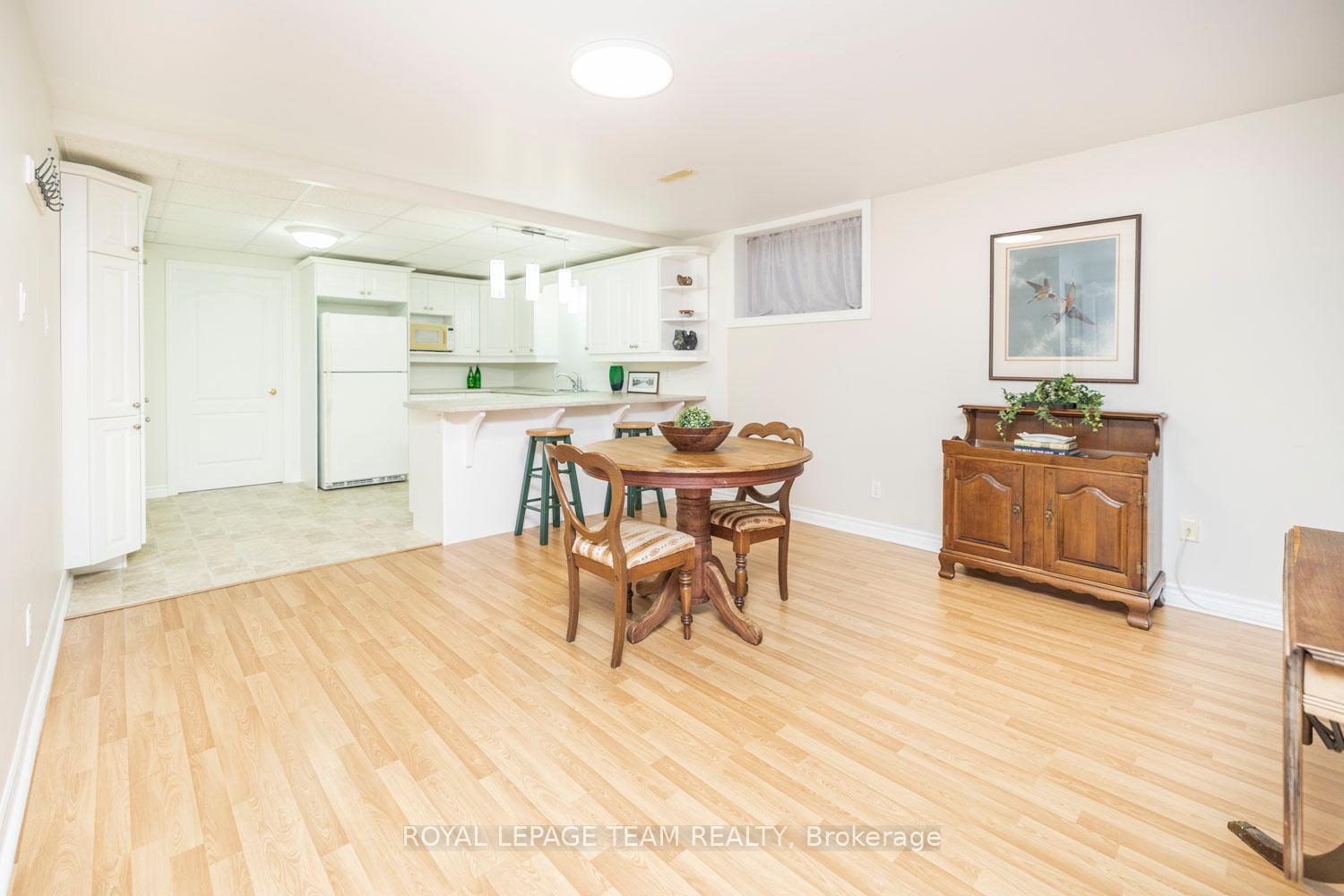 Photo 27 of 542 Devonwood Circle, Ottawa, Blossom Park/Kemp Park/Findlay Creek — HOMEH