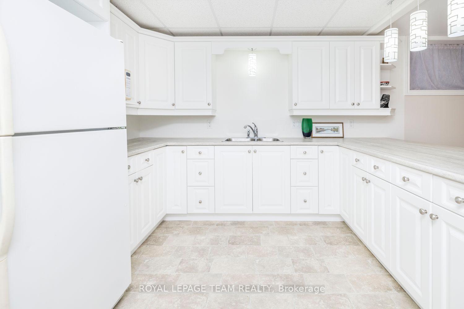 Photo 30 of 542 Devonwood Circle, Ottawa, Blossom Park/Kemp Park/Findlay Creek — HOMEH