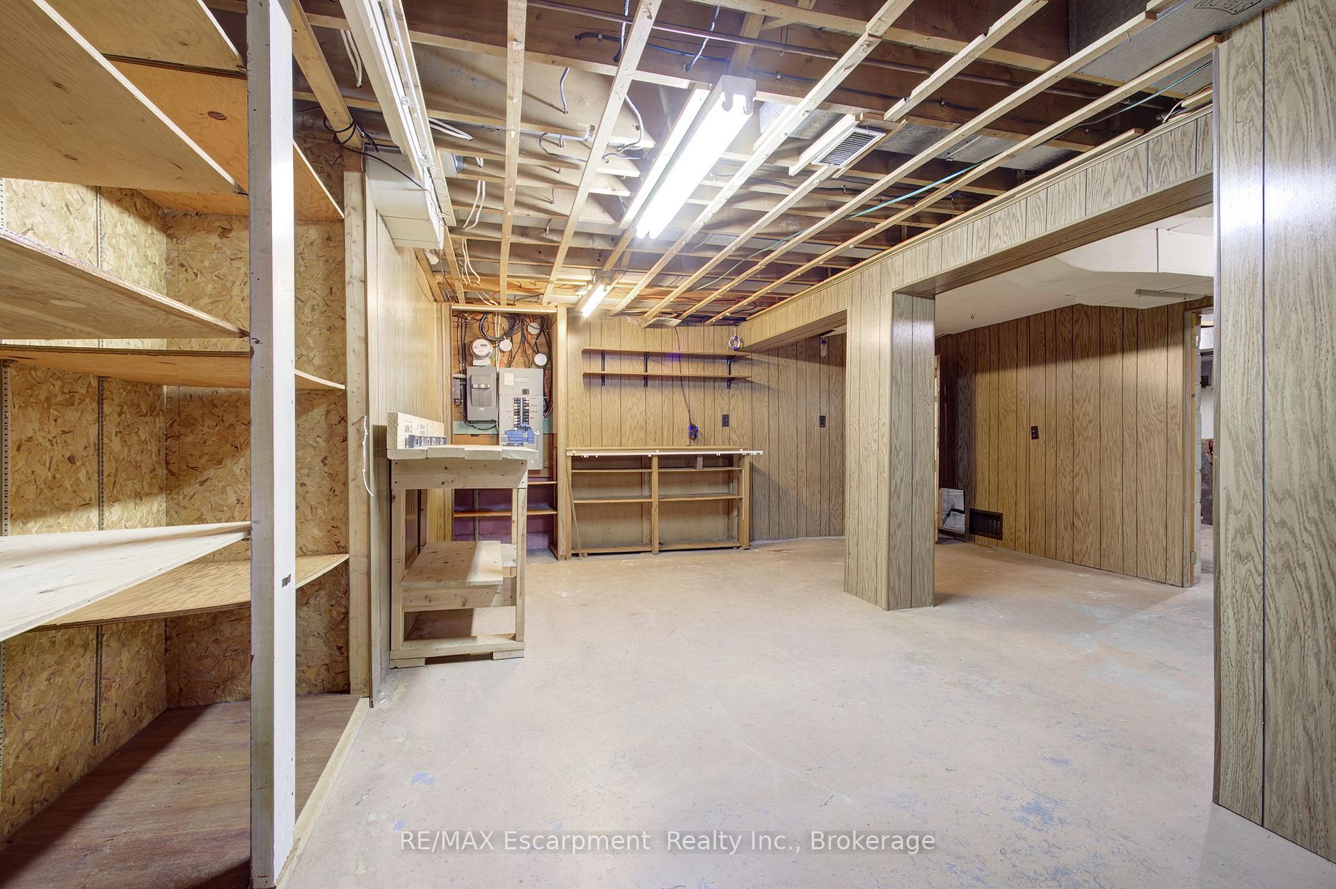 Photo 17 of 2198 Yorkshire Crescent, Burlington, Brant — HOMEH