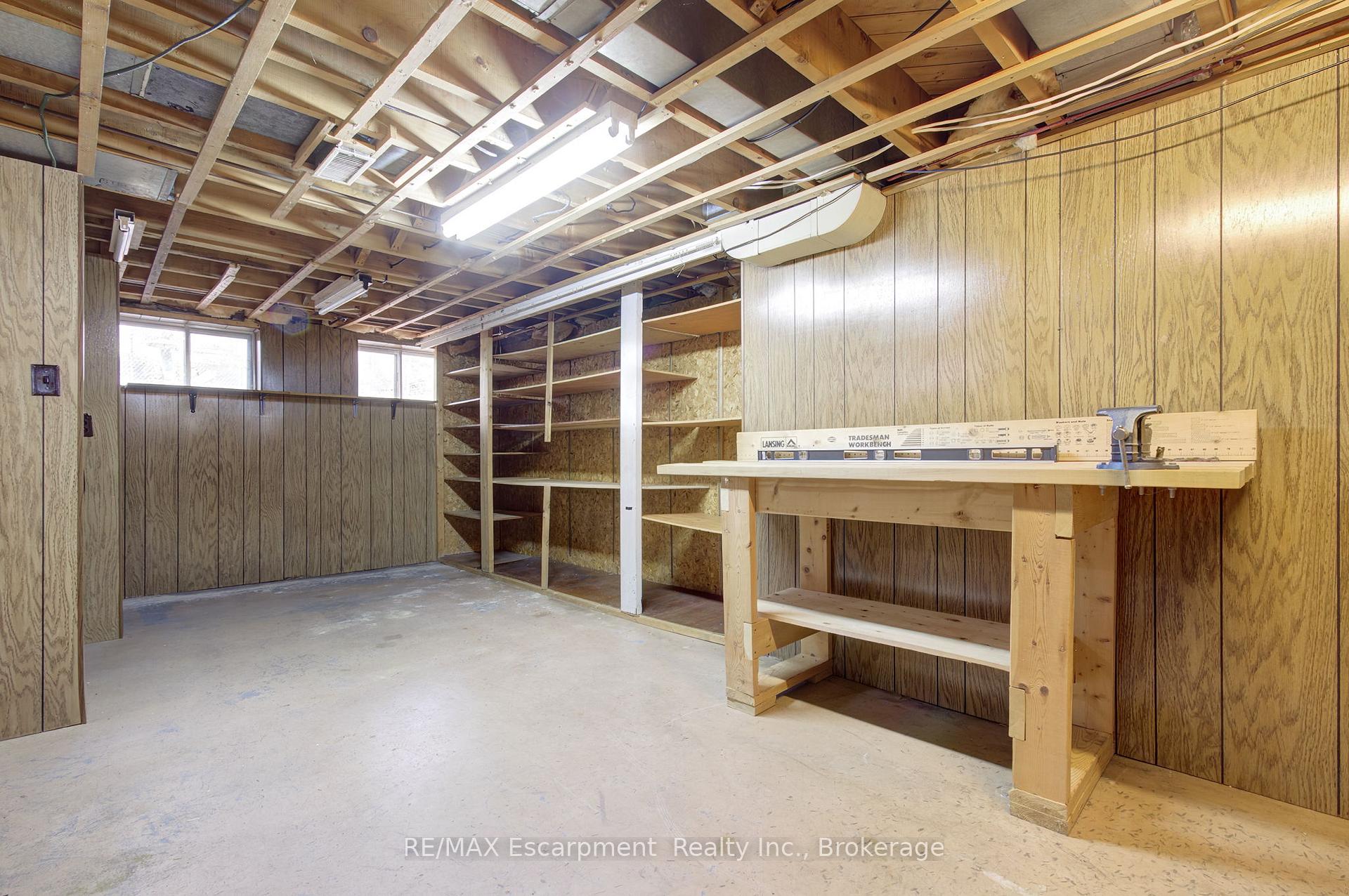 Photo 18 of 2198 Yorkshire Crescent, Burlington, Brant — HOMEH