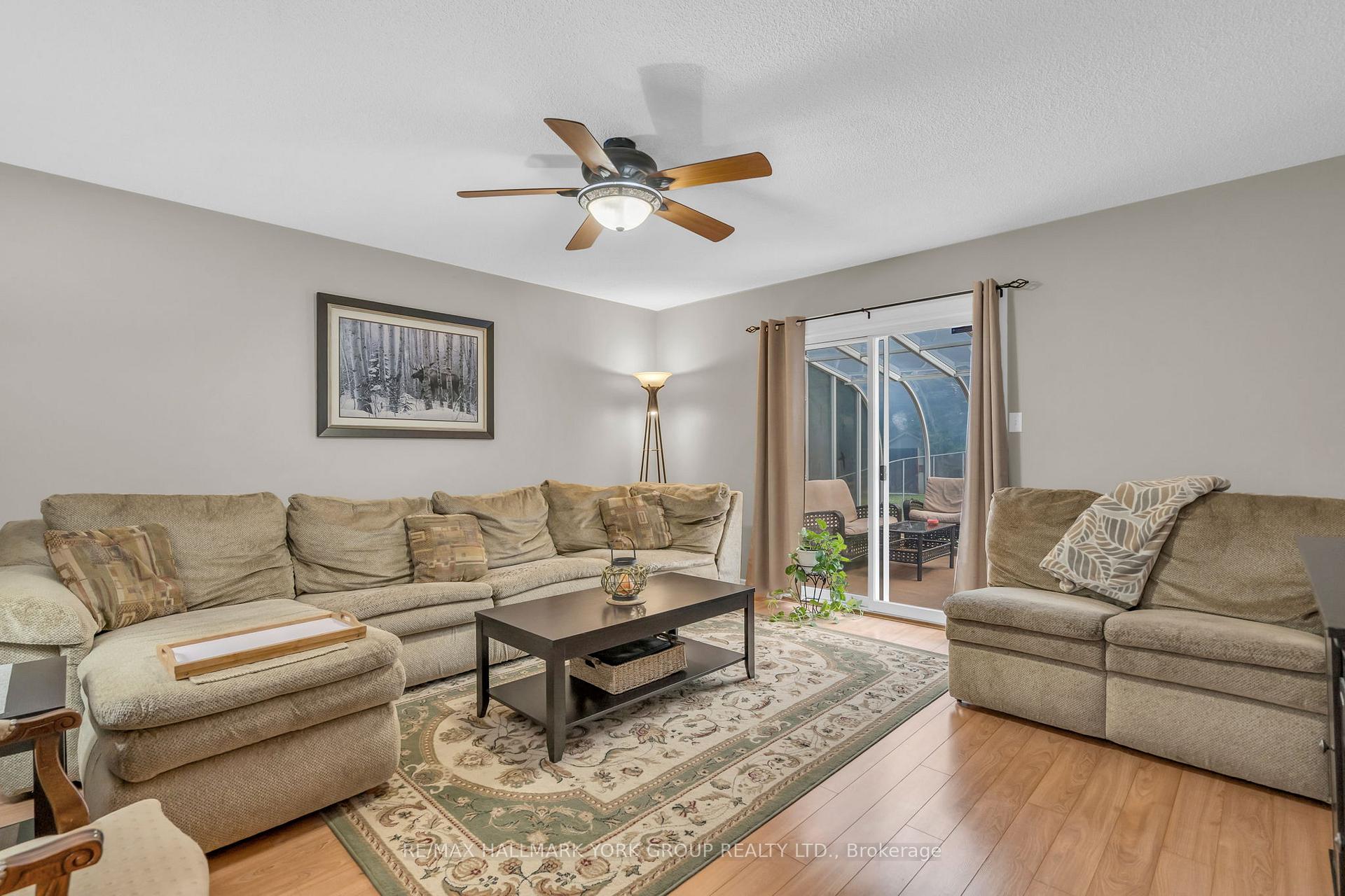 Photo 20 of 15 Brook Crescent, Georgina, Pefferlaw — HOMEH