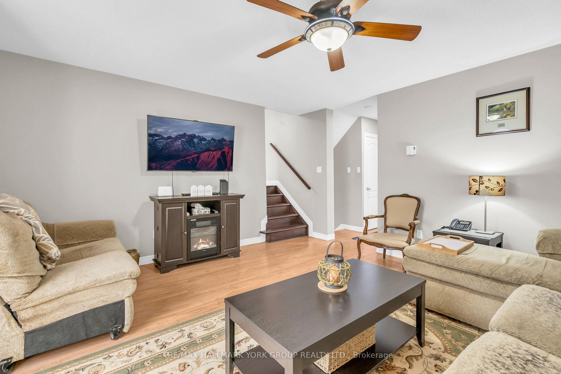 Photo 21 of 15 Brook Crescent, Georgina, Pefferlaw — HOMEH