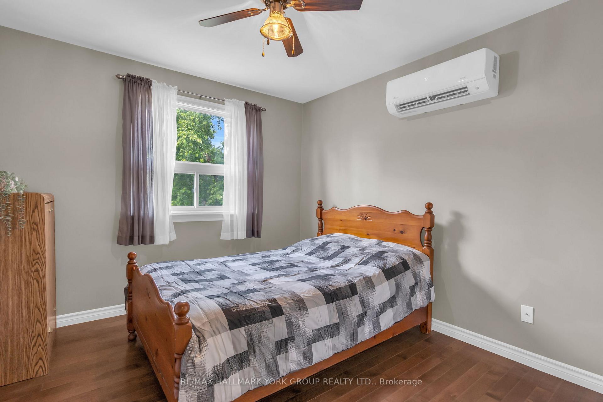 Photo 29 of 15 Brook Crescent, Georgina, Pefferlaw — HOMEH
