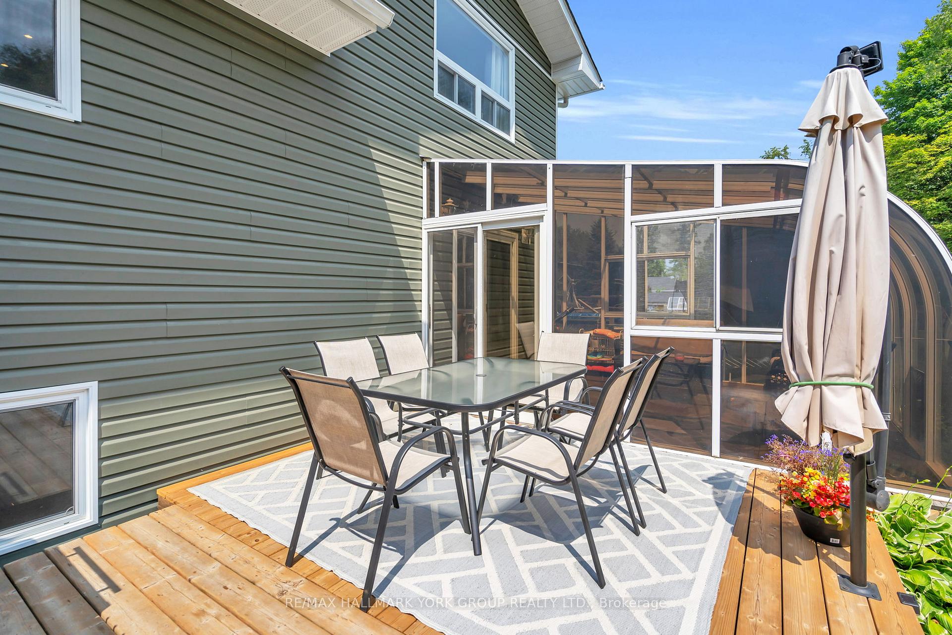 Photo 42 of 15 Brook Crescent, Georgina, Pefferlaw — HOMEH