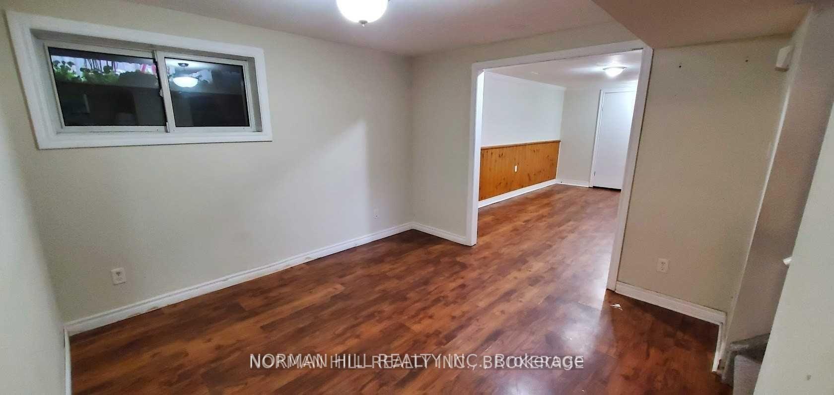 Photo 10 of Unit B, 58 Bernick Drive, Barrie, Georgian Drive — HOMEH