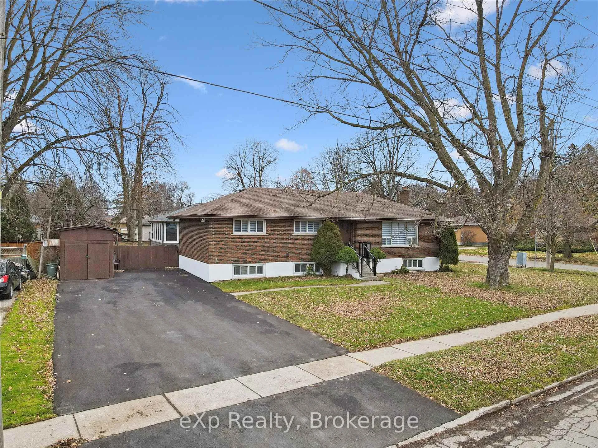 Photo 5 of 53 Nicklin Crescent, Guelph, Riverside Park — HOMEH