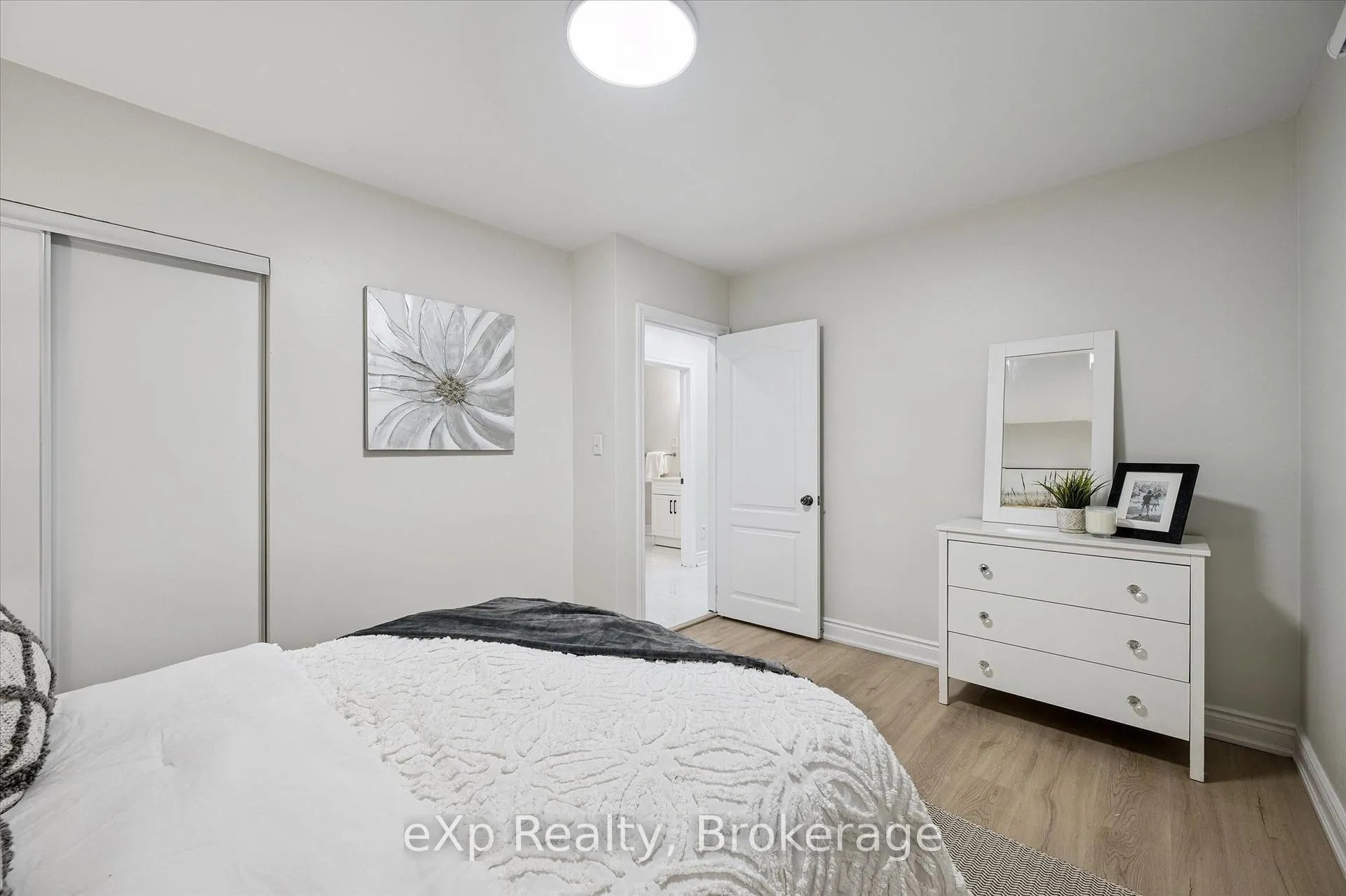 Photo 20 of 53 Nicklin Crescent, Guelph, Riverside Park — HOMEH