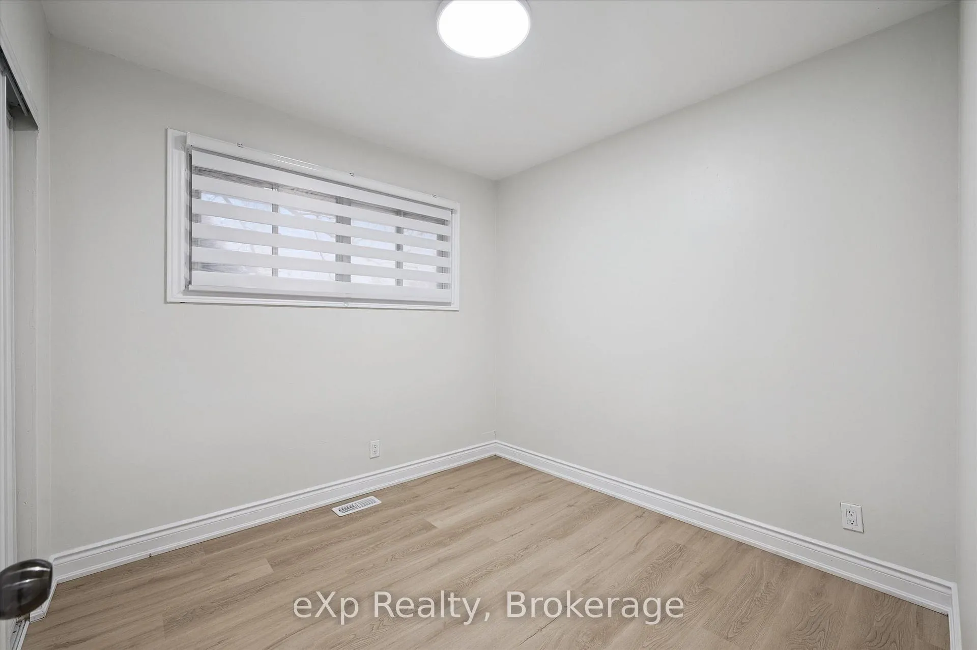 Photo 21 of 53 Nicklin Crescent, Guelph, Riverside Park — HOMEH