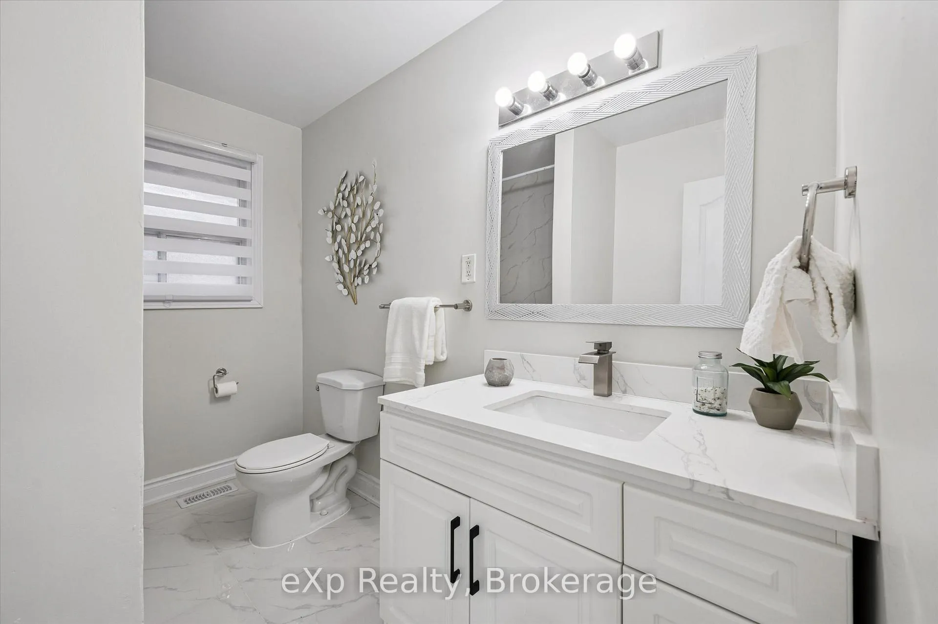 Photo 25 of 53 Nicklin Crescent, Guelph, Riverside Park — HOMEH