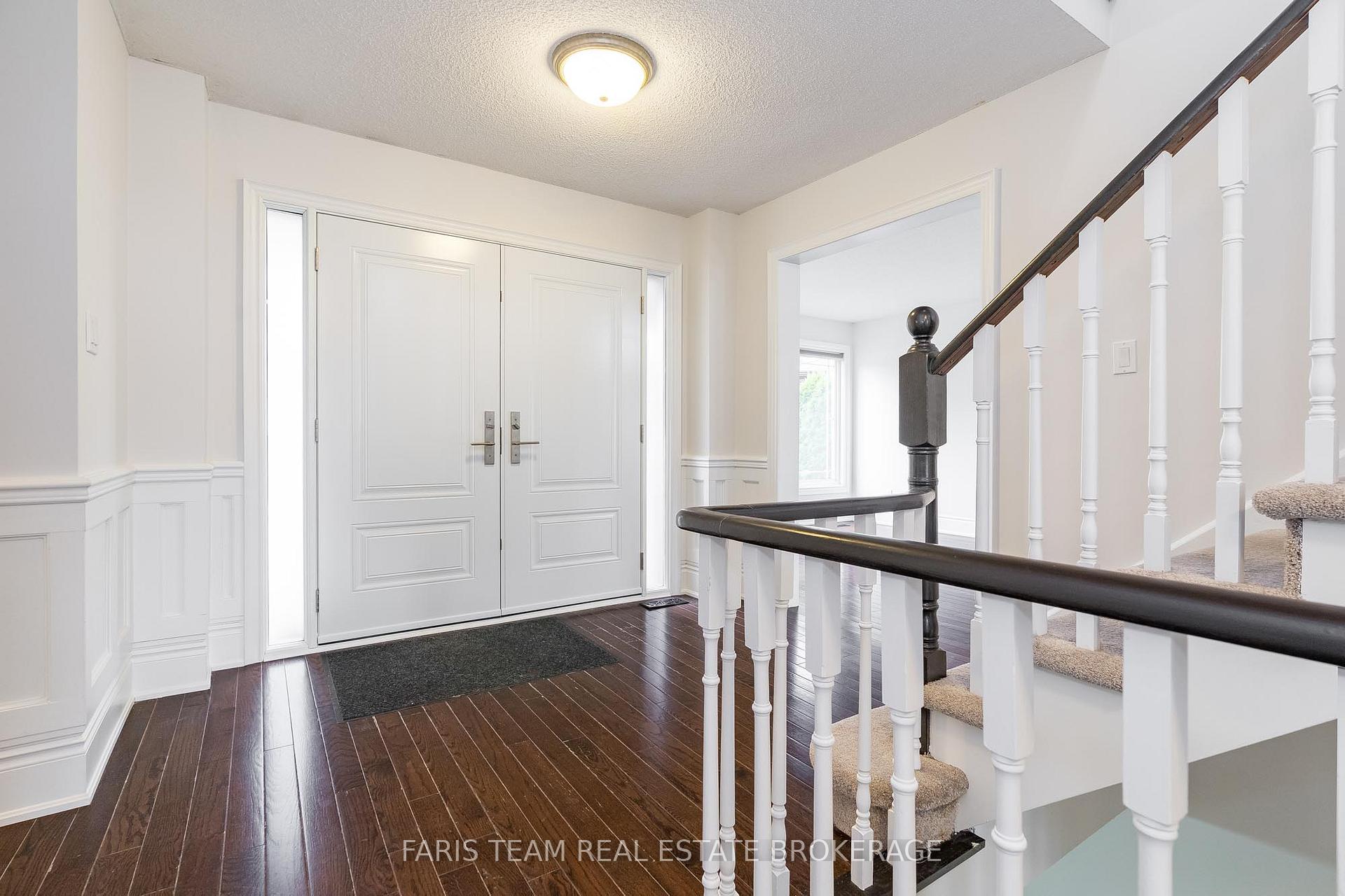 Photo 7 of 17 Radenhurst Crescent, Barrie, Grove East — HOMEH