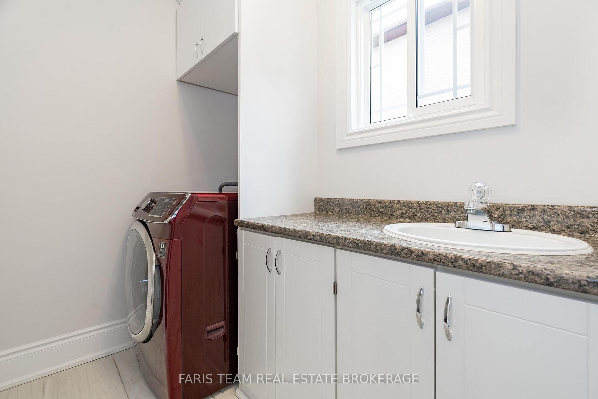 Photo 20 of 17 Radenhurst Crescent, Barrie, Grove East — HOMEH