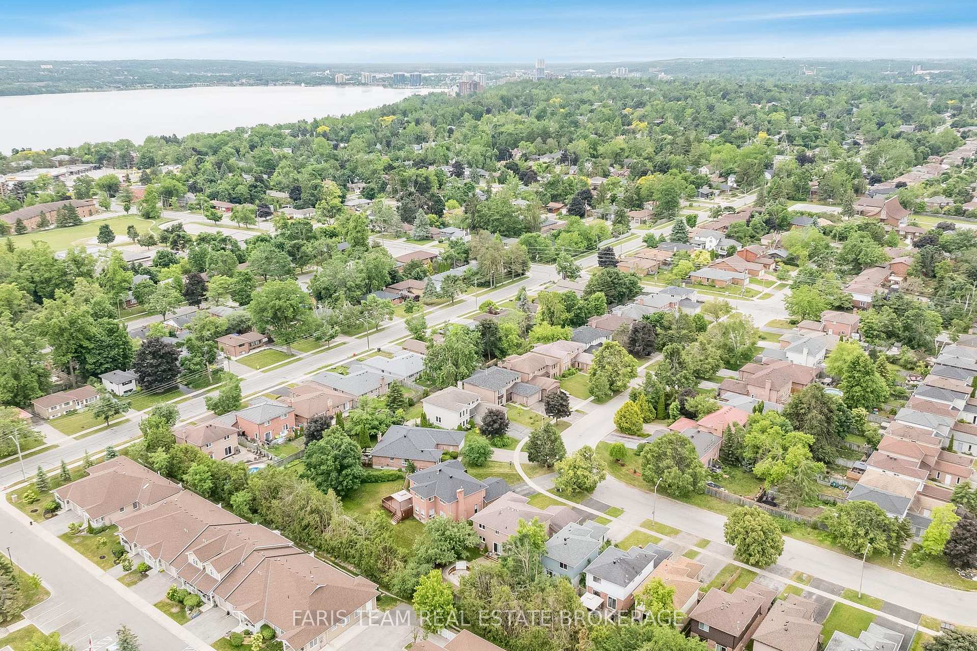 Photo 42 of 17 Radenhurst Crescent, Barrie, Grove East — HOMEH