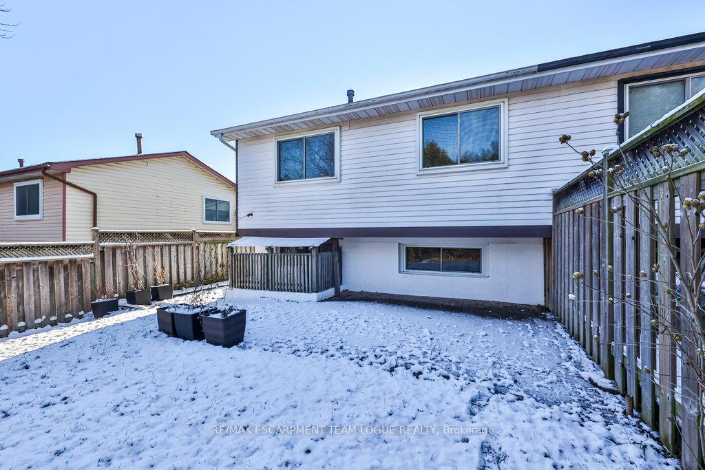 Photo 35 of 2251 Manchester Drive, Burlington, Brant Hills — HOMEH