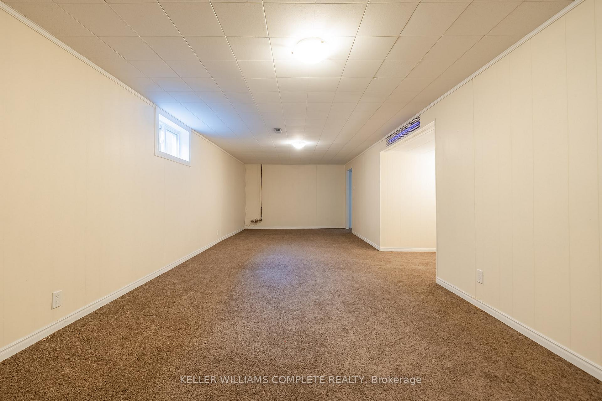 Photo 28 of 1392 Royal Drive, Burlington, Mountainside — HOMEH