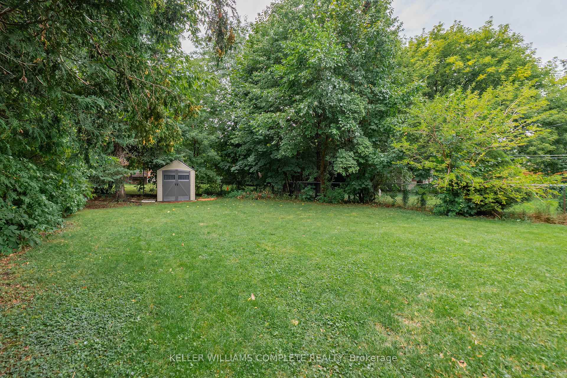 Photo 32 of 1392 Royal Drive, Burlington, Mountainside — HOMEH