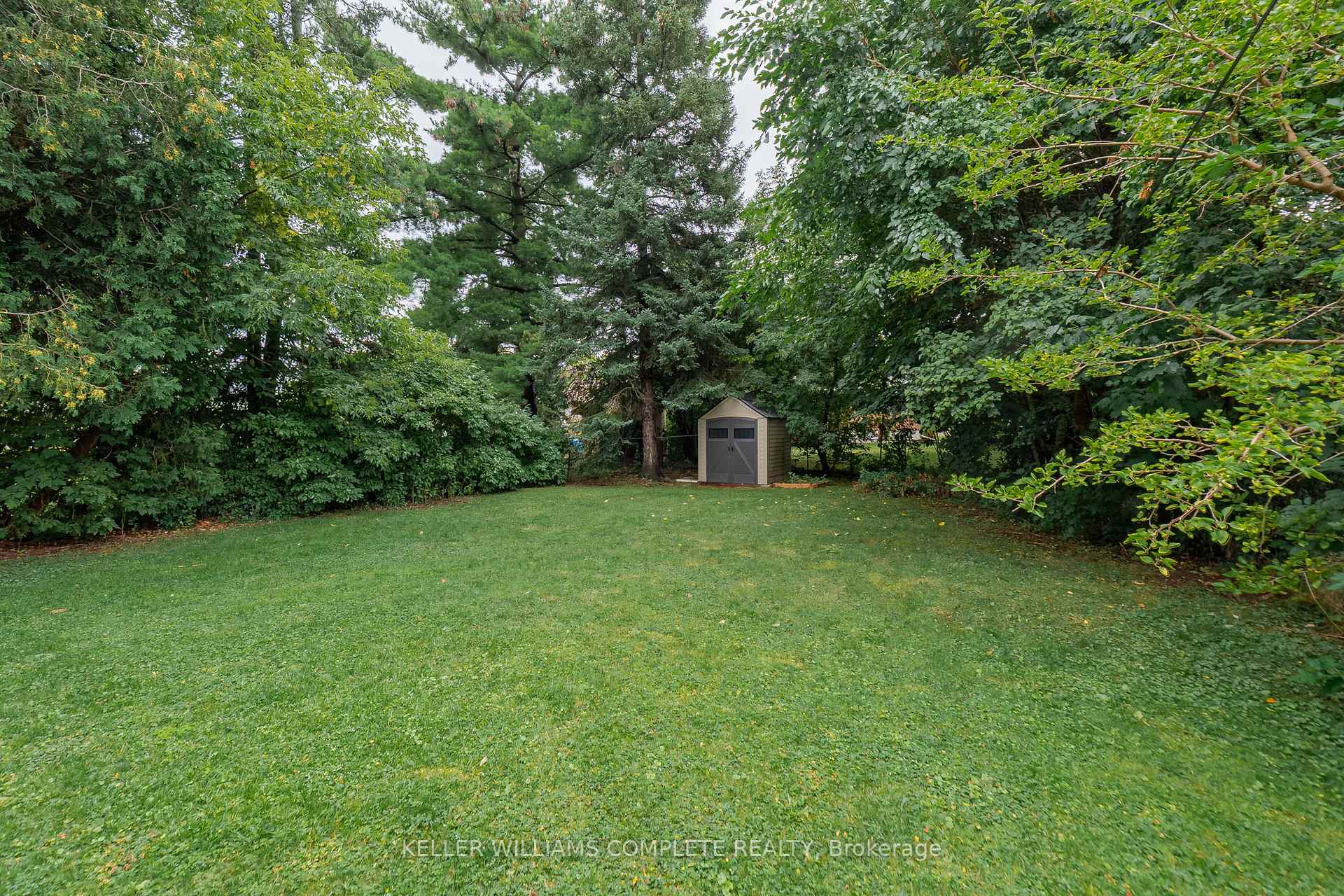 Photo 33 of 1392 Royal Drive, Burlington, Mountainside — HOMEH