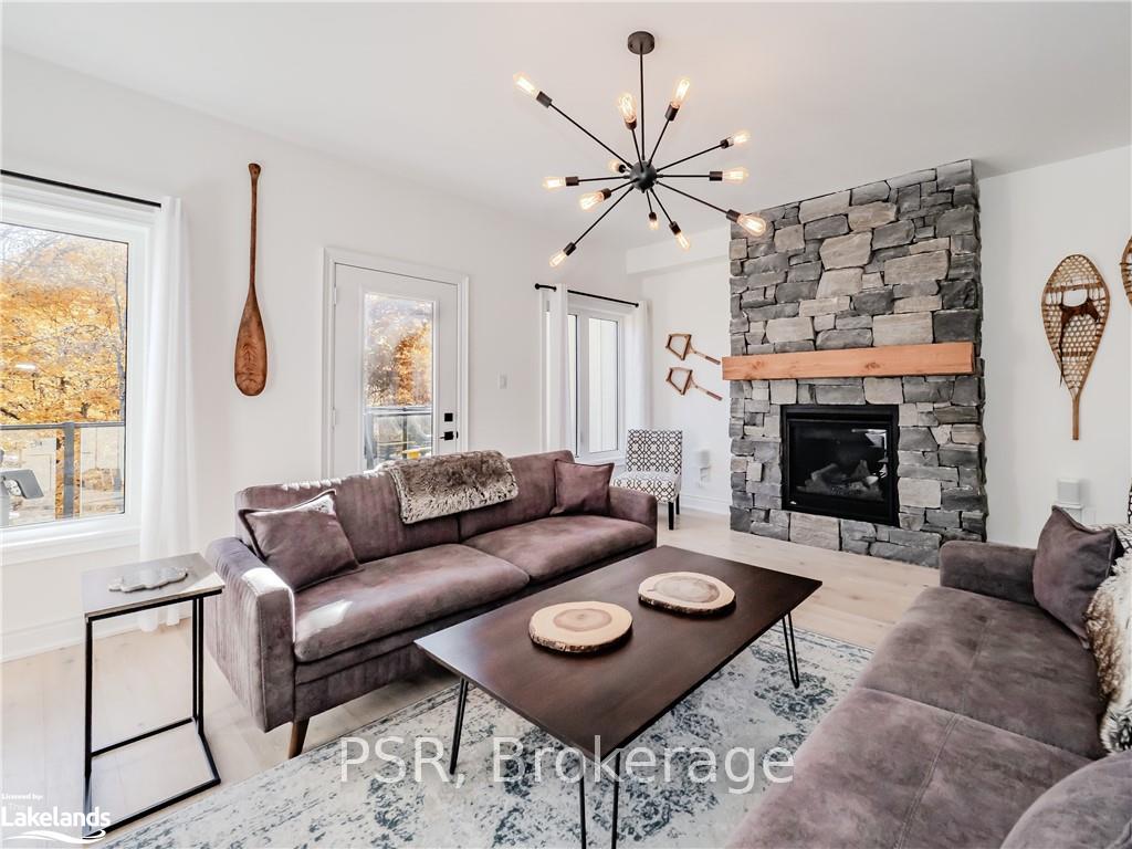 Photo 7 of 51 Rockmount Crescent, Gravenhurst, Muskoka (S) — HOMEH
