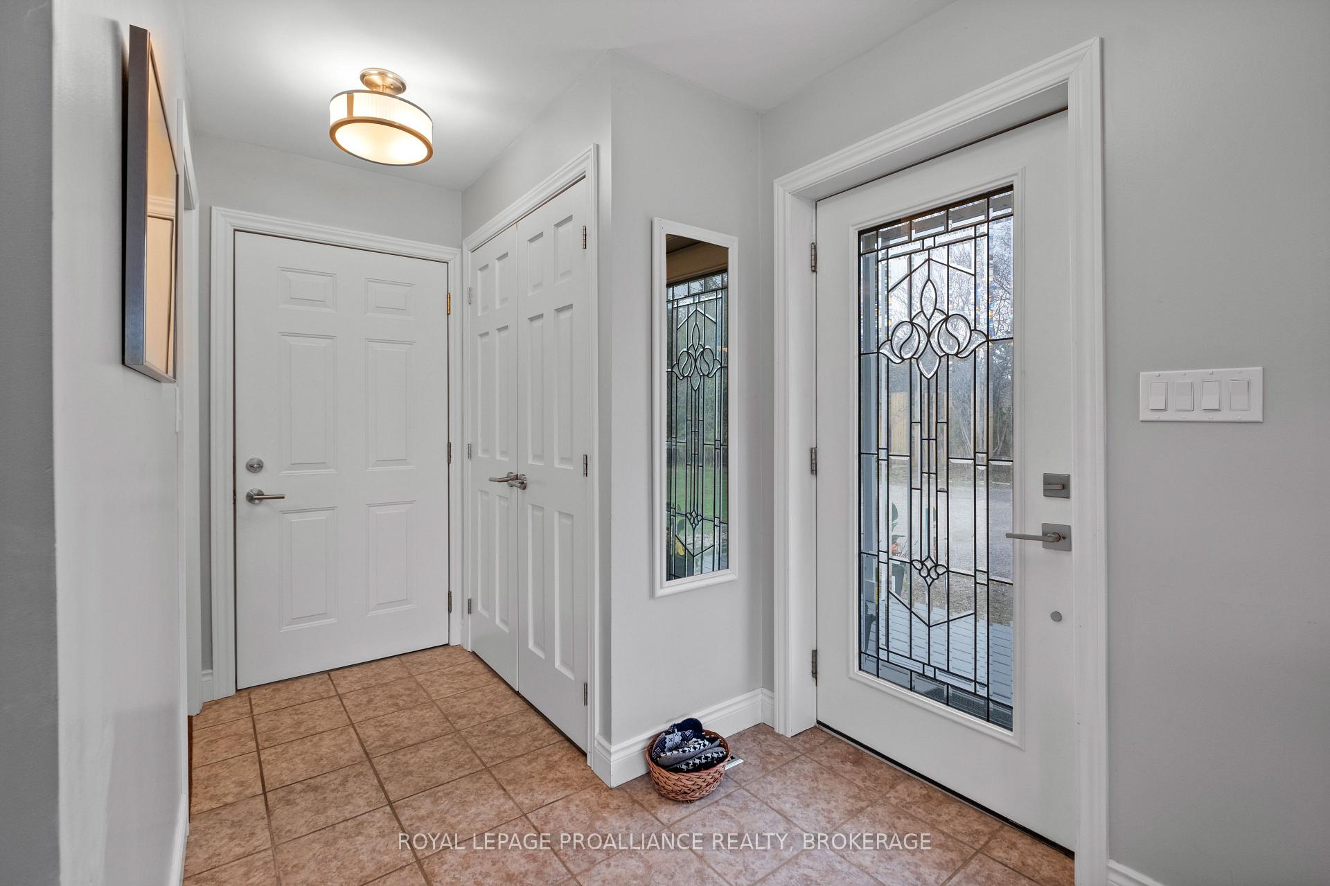 Photo 10 of 2749 Lakefield Drive, Frontenac, Frontenac South — HOMEH